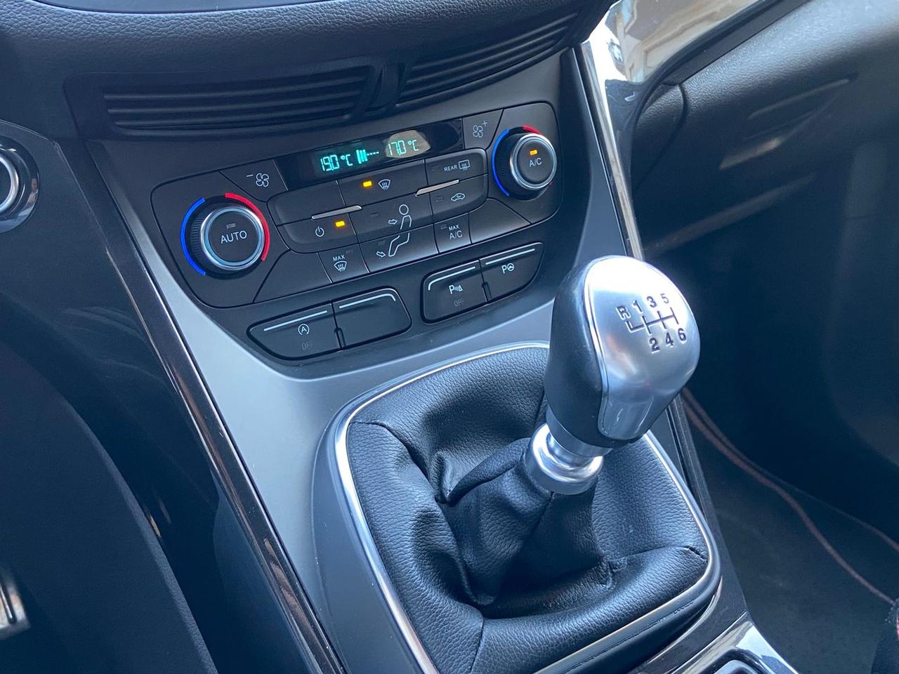 Ford Kuga ST Line 1.5 EcoBoost #11356