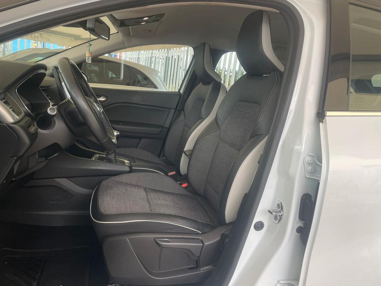 Renault Captur TCe 100 CV GPL Intens