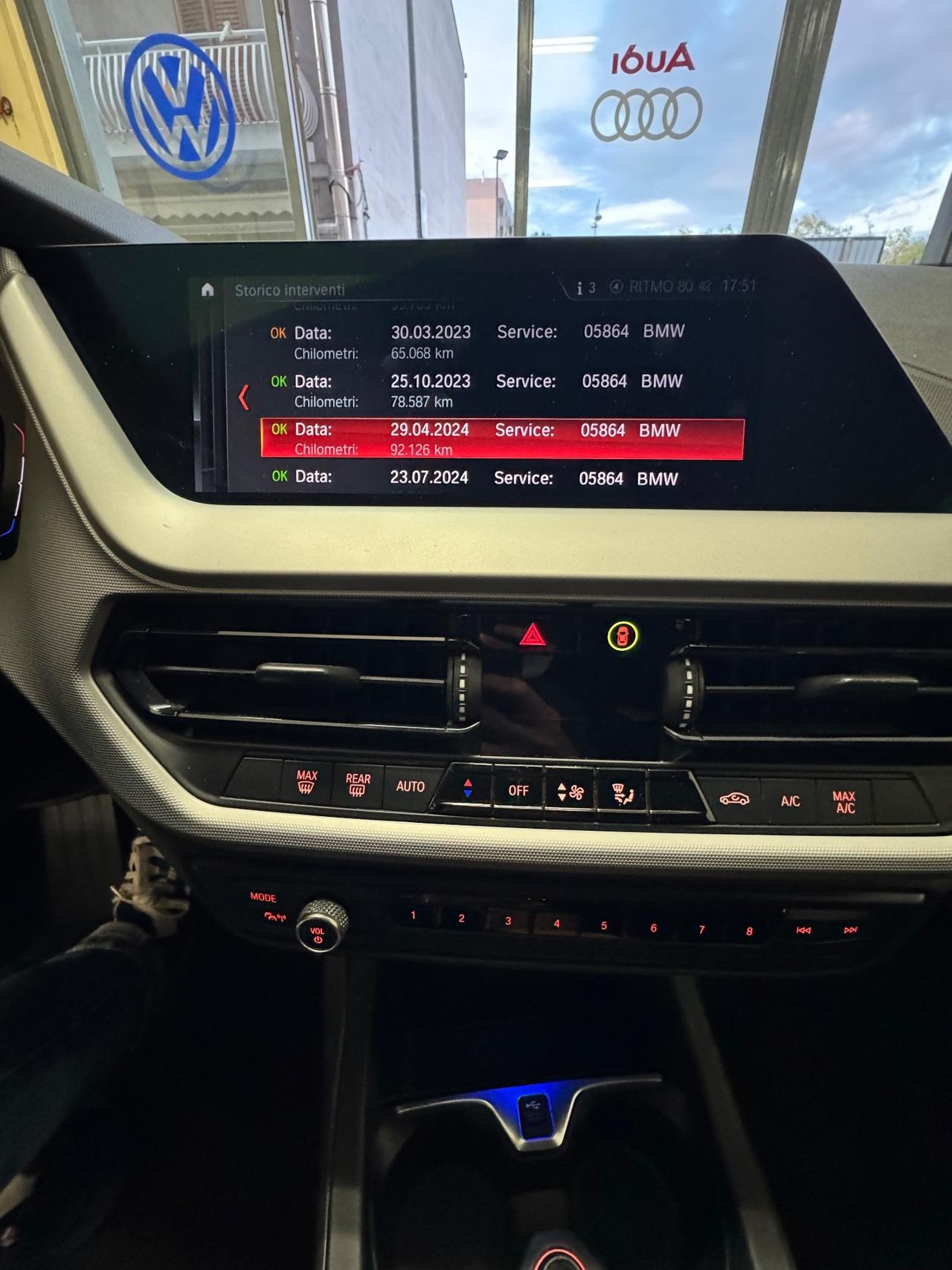 Bmw 116 116d 5p. Business Advantage