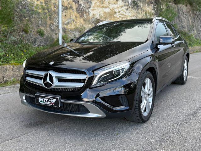 MERCEDES-BENZ GLA 200 d Automatic Premium