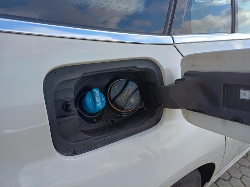 BMW 320 d Touring mhev 48V Luxury auto