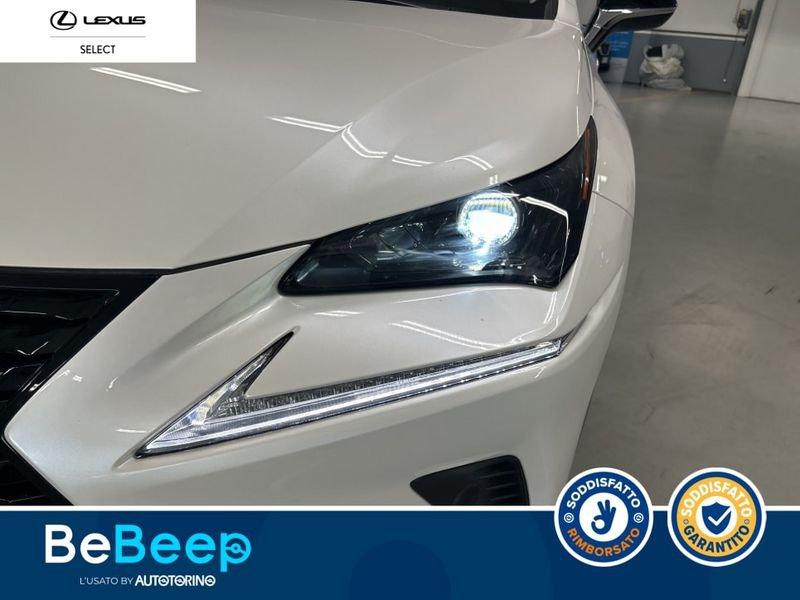 Lexus NX 300H 2.5 PREMIUM 4WD CVT