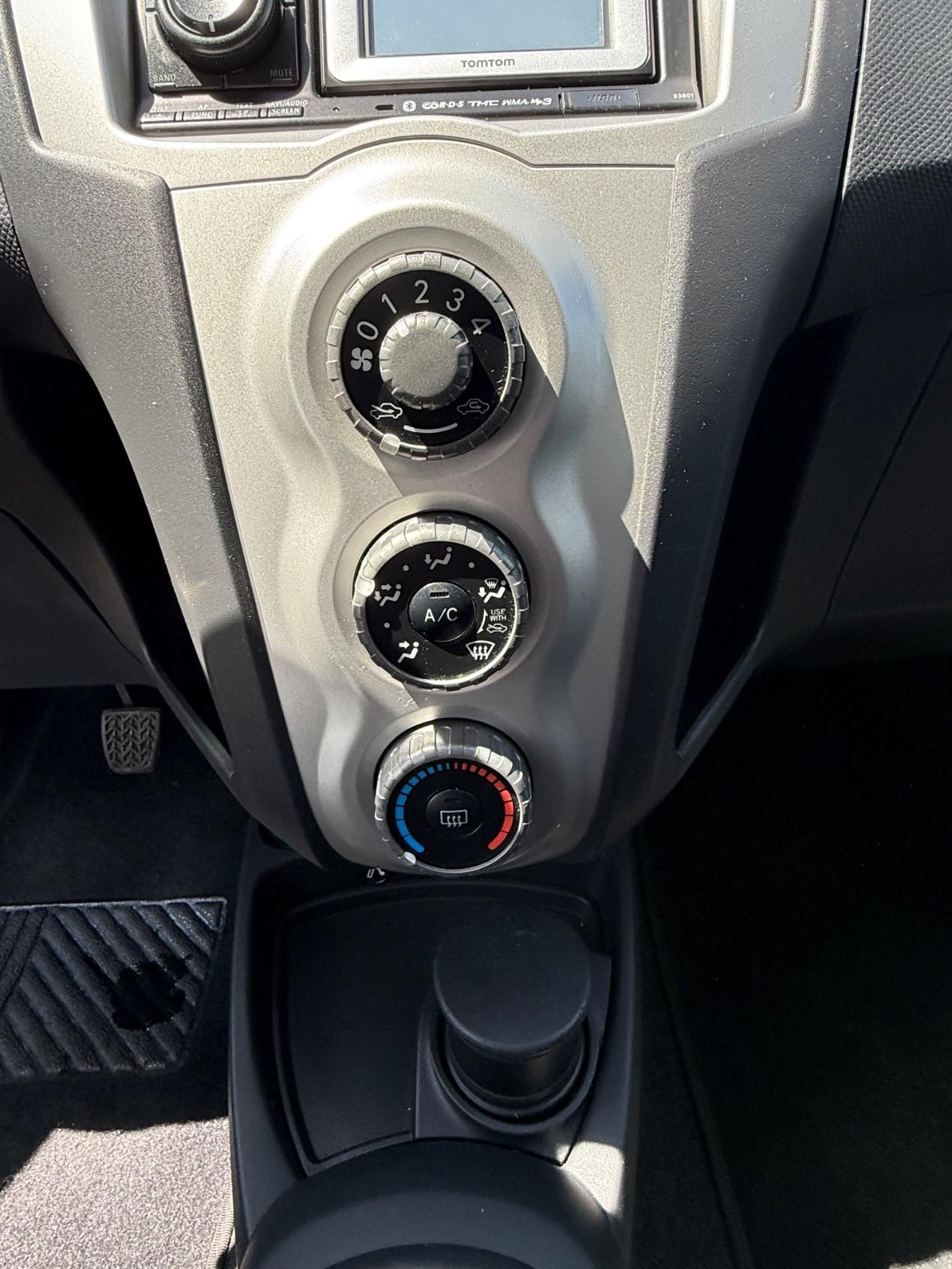 Toyota Yaris 5 Porte Yaris 5p 1.0 Navi