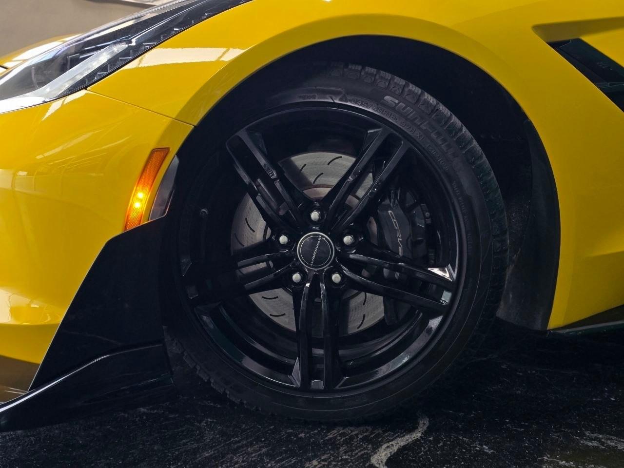 Chevrolet Corvette Stingray 6.2 V8 Z51 2LT