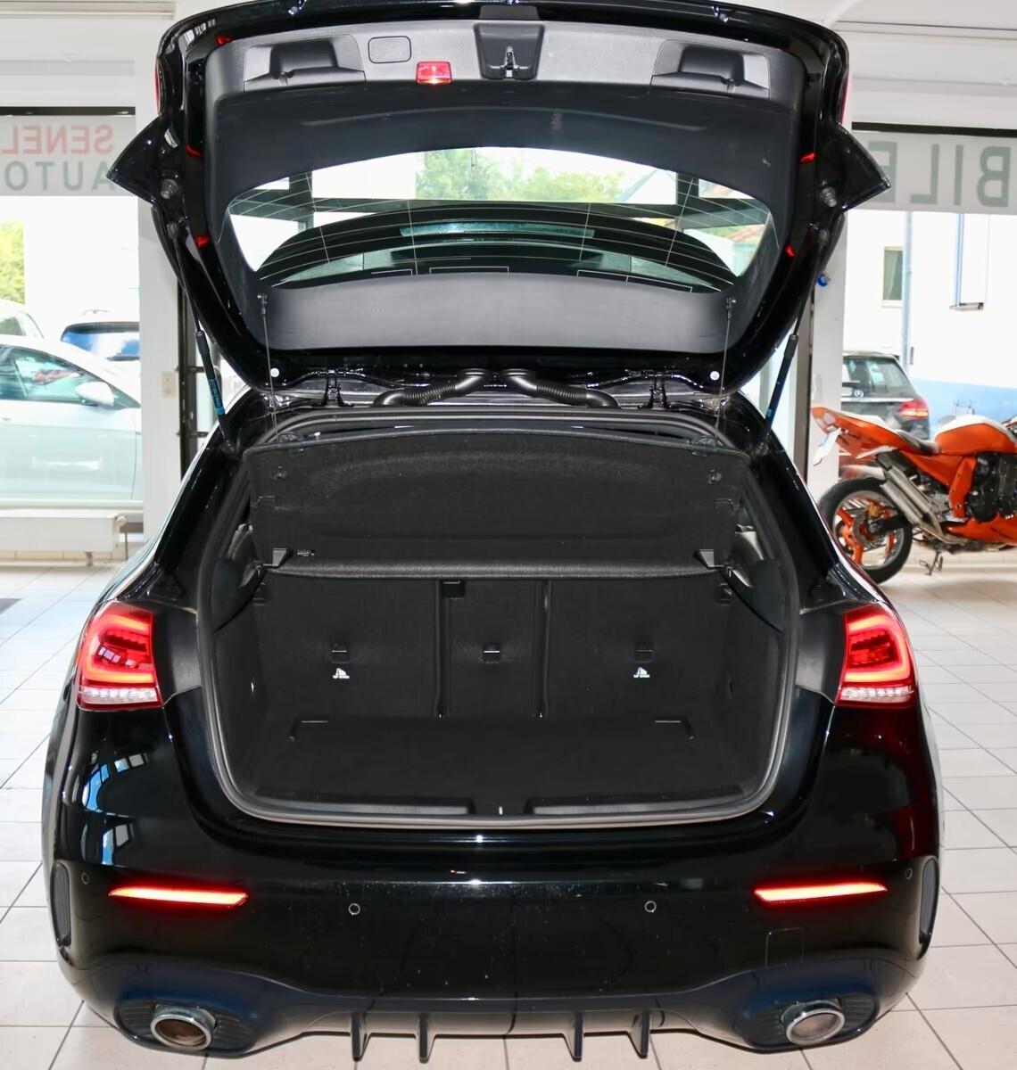 Mercedes-benz A 35 AMG 4 MATIC