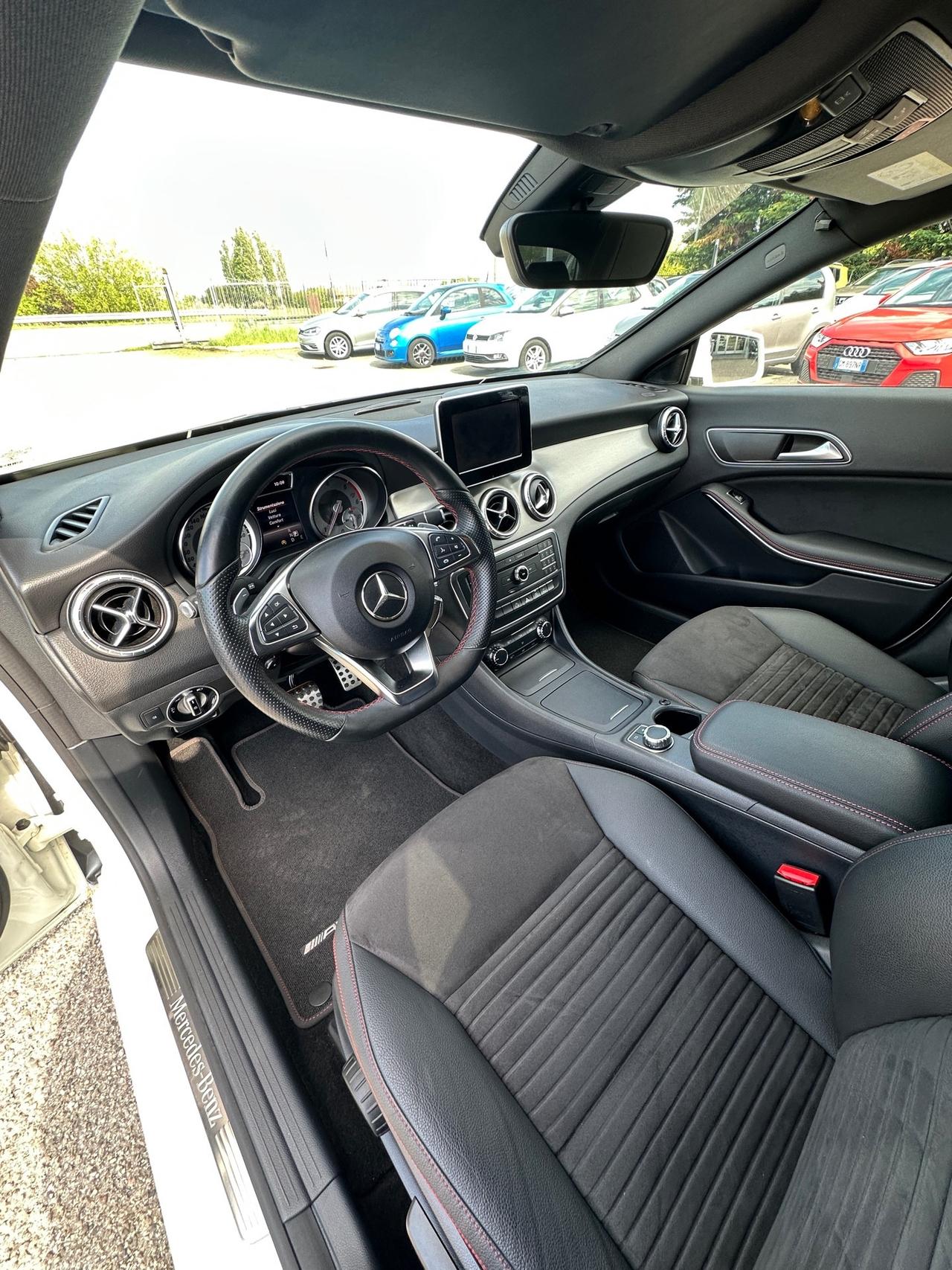 Mercedes-benz CLA 180 CDI Automatic Premium - 2015