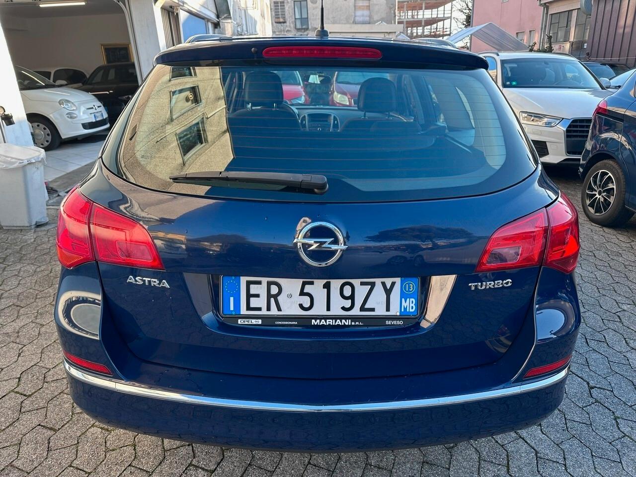 Opel Astra 1.4 Turbo 140CV Sports Tourer Cosmo