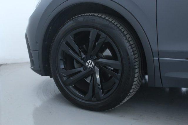 VOLKSWAGEN Tiguan 2.0 TDI 150 CV SCR DSG R-Line Black Pack/Matrix