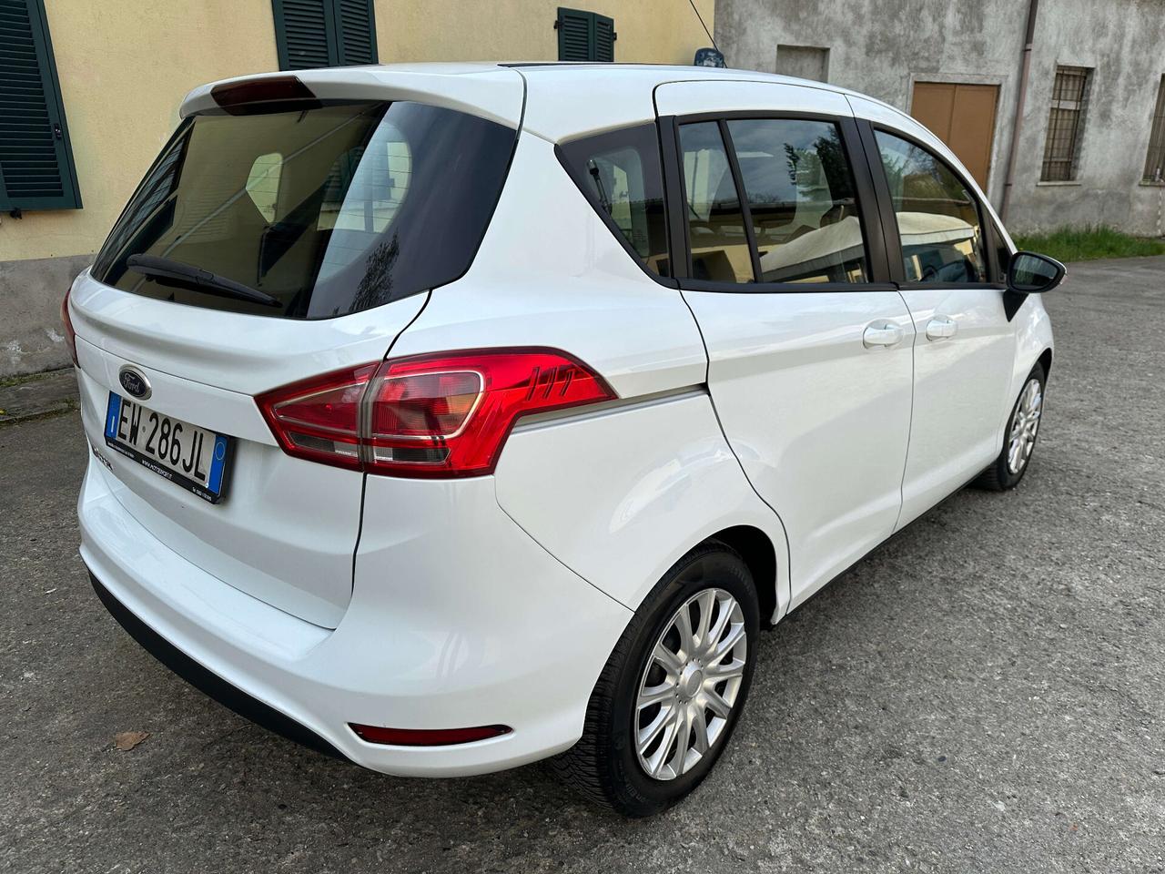 Ford B-Max 1.0 EcoBoost 100 CV Business Titanium
