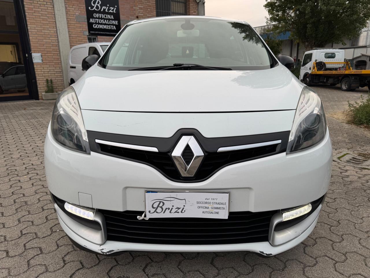 Renault Scenic XMod dCi 110 CV EDC Limited