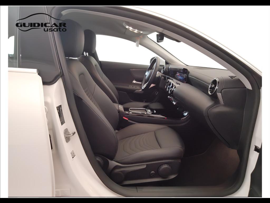 Mercedes-Benz CLA Sh.Brake - X118 2023 - CLA Shooting Brake 180 d Progressive Advanced auto