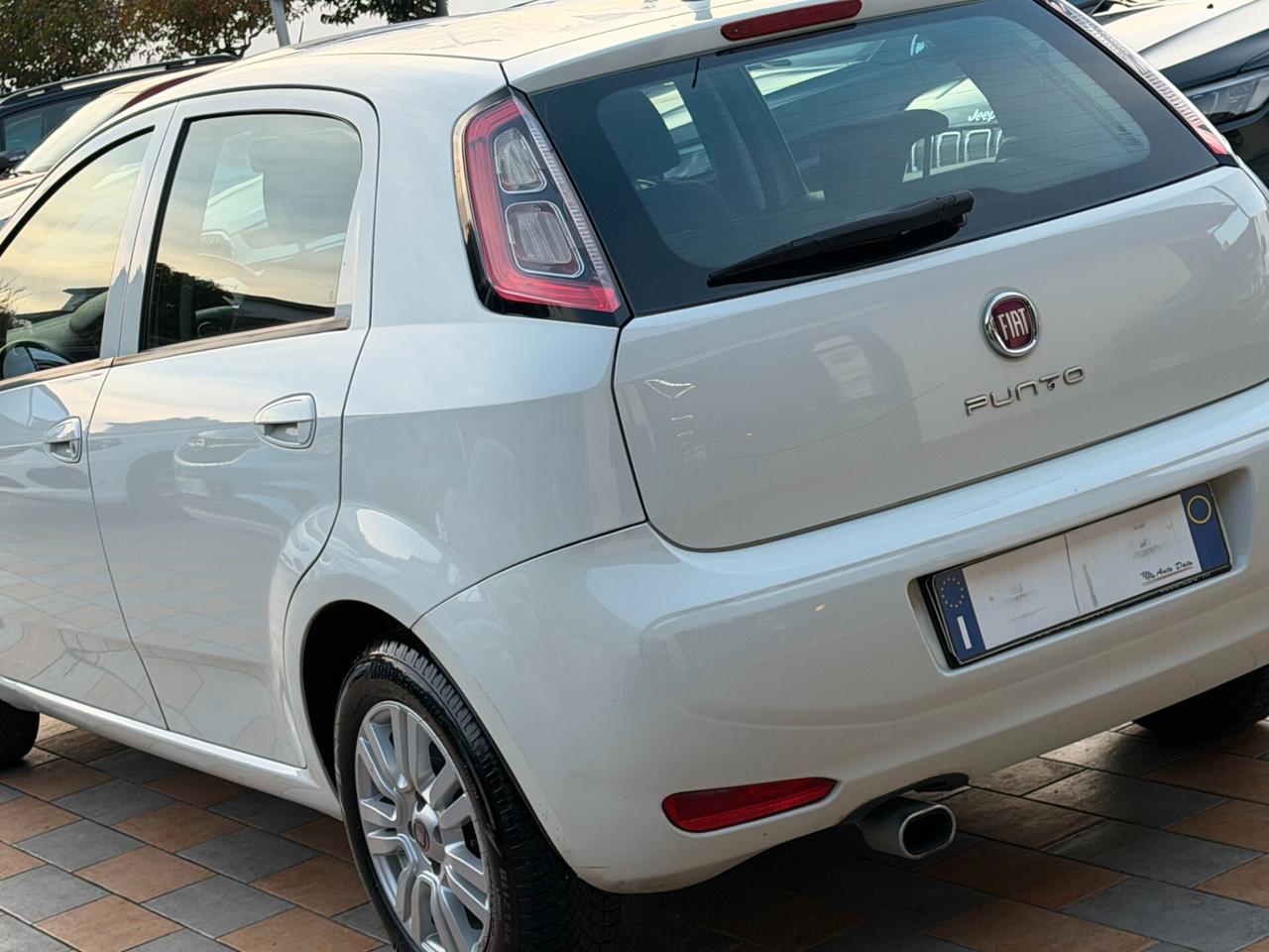 Fiat Punto New 1.3 M.JET 75 cv. 5p LOUNGE (MOTORE DA RIVEDERE)