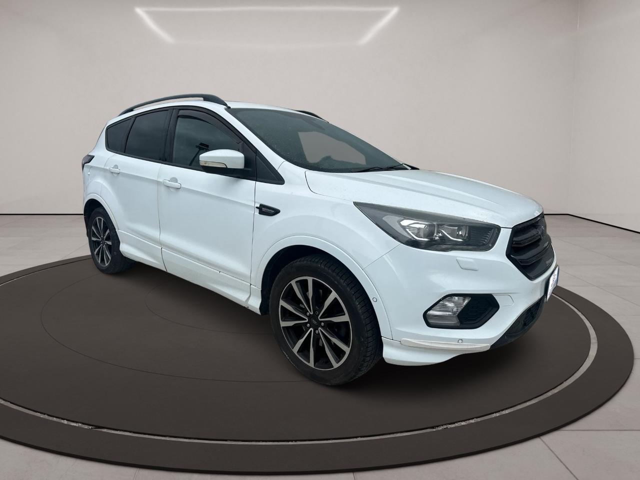 Ford Kuga 1.5 TDCI 120 CV S&S 2WD ST-Line