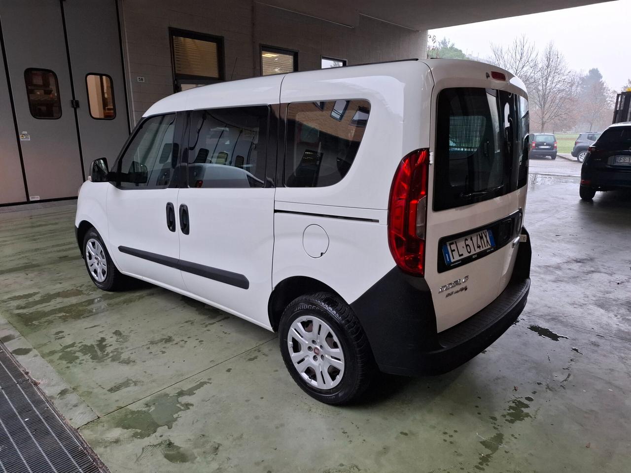 Fiat Doblò 1.3 MJT vetrato 5 posti