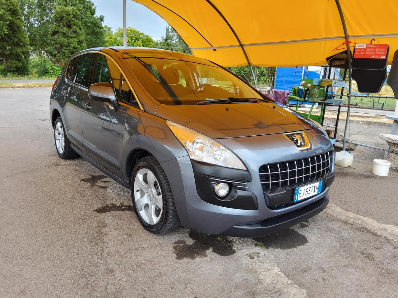 Peugeot 3008 1.6 e-HDi 112CV cambio robotizzato Stop&Start Active