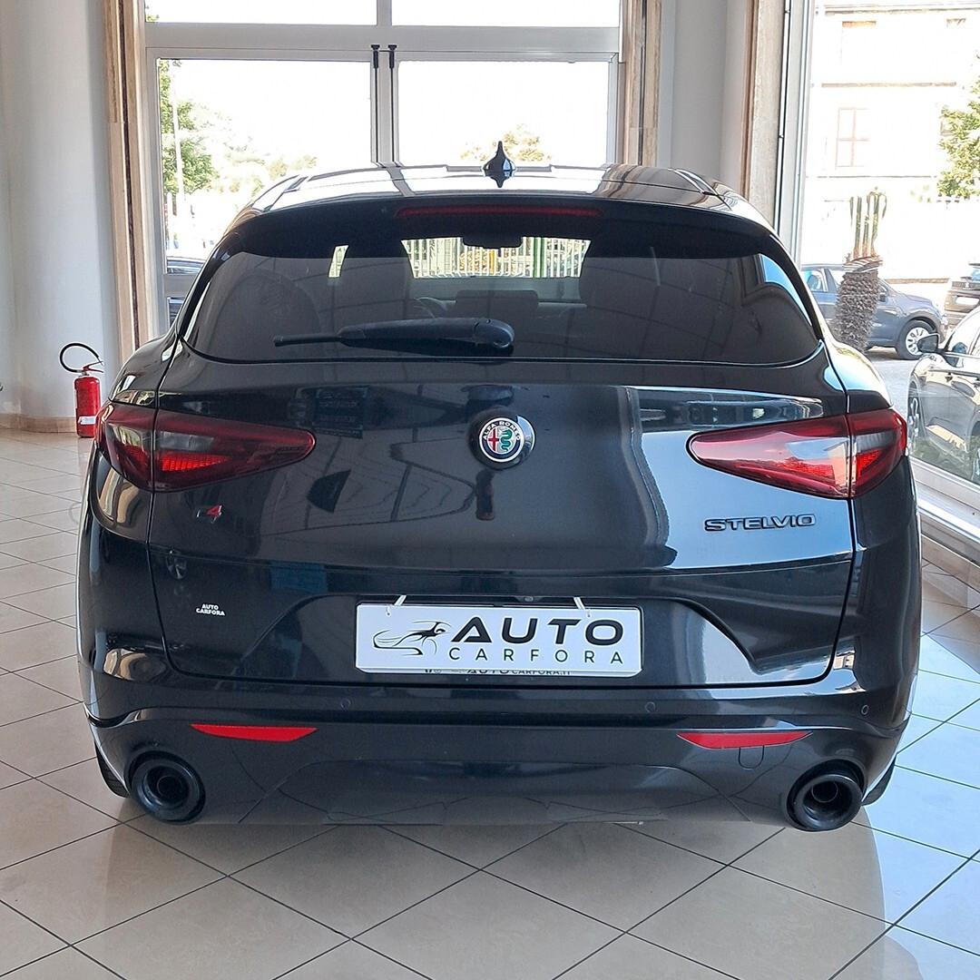 Alfa Romeo Stelvio 2.2 Turbodiesel 210 CV AT8 Q4 Veloce