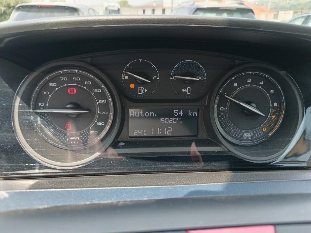 Lancia Ypsilon 1.0 FireFly 5 porte S&S Hybrid Platino