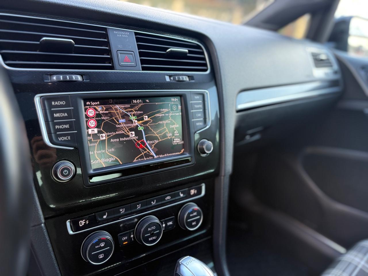 Volkswagen Golf GTD 2.0 TDI DSG 5p.