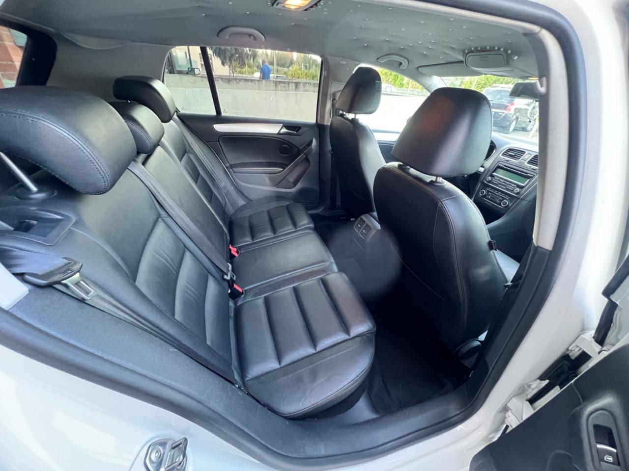 Volkswagen Golf 1.6 TDI DPF 3p. Highline