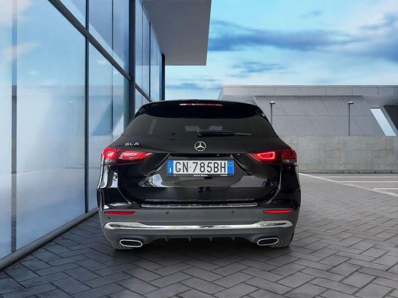 Mercedes-Benz GLA GLA 180 d Automatic Premium