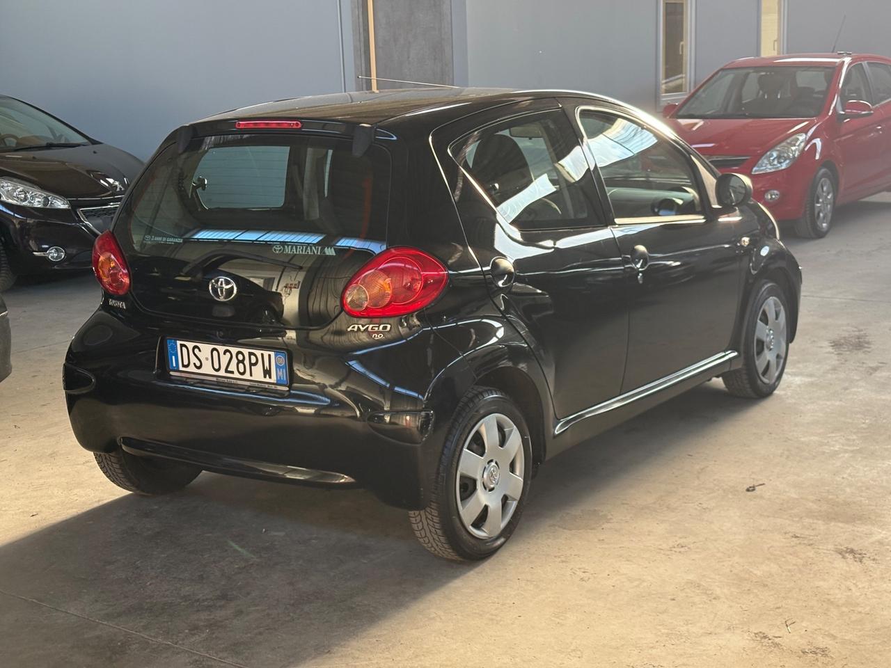 Toyota Aygo 1.0 12V VVT-i 5 porte Now