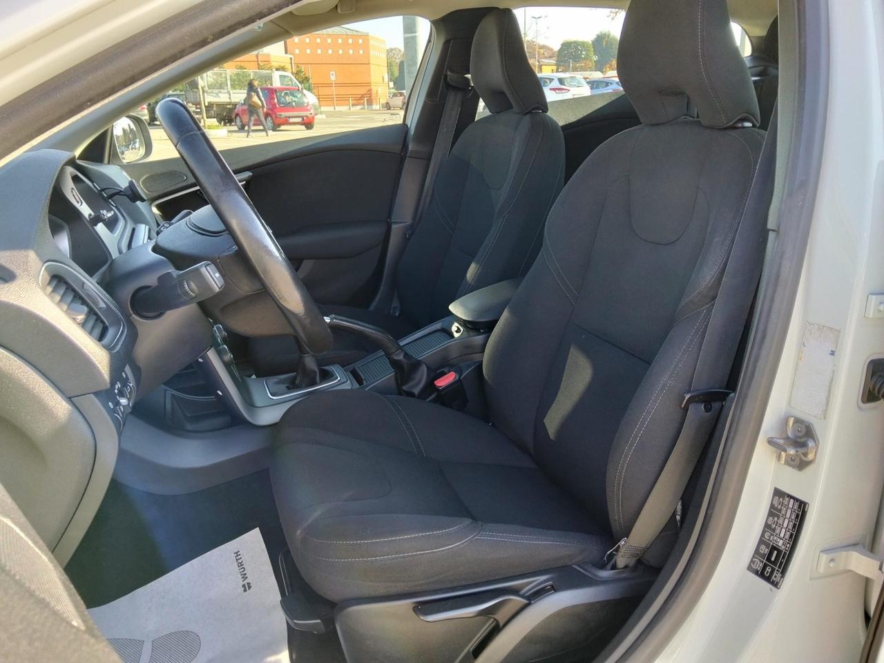 Volvo V40 D2 120Cv*S&S*Cerchi*Sensori*Cruise*Euro 6B