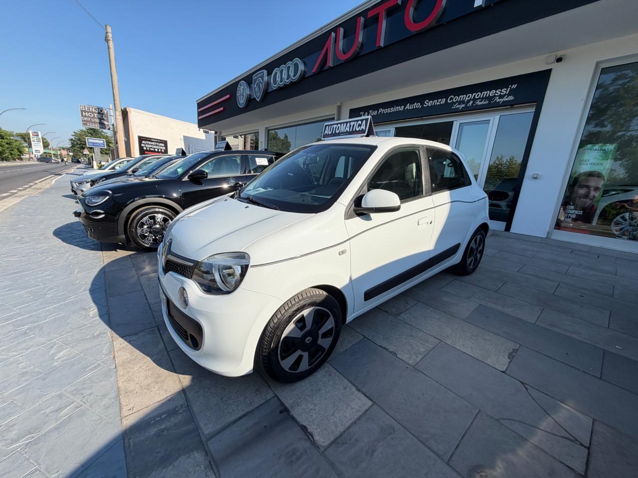 Renault Twingo TCe 90 CV EDC Intens