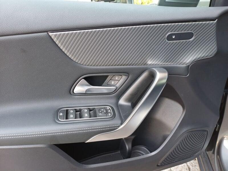 Mercedes-Benz Classe A A 180 d Automatic Progressive Advanced