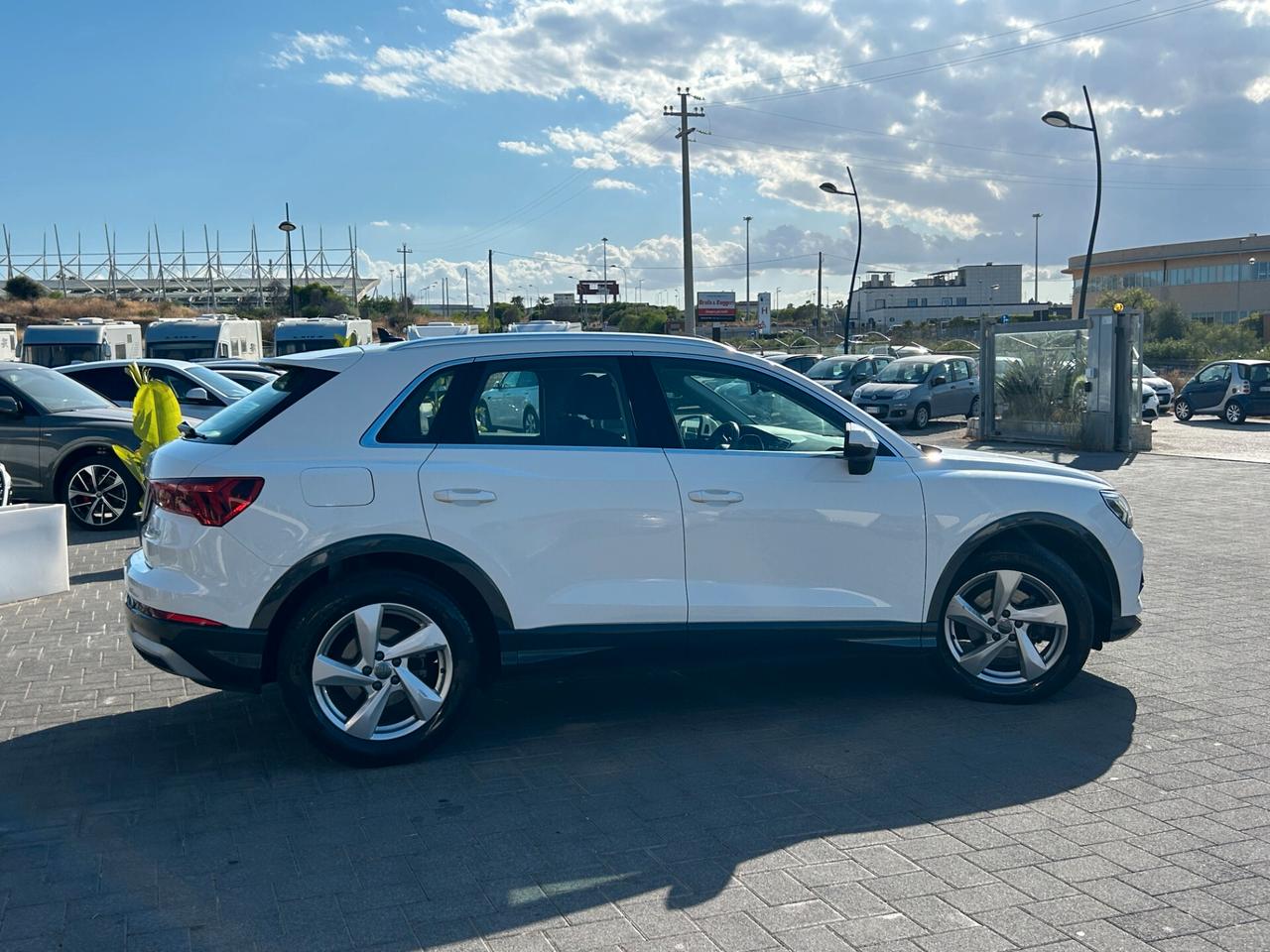 Audi Q3 35 2.0 tdi Business Advanced s-tronic