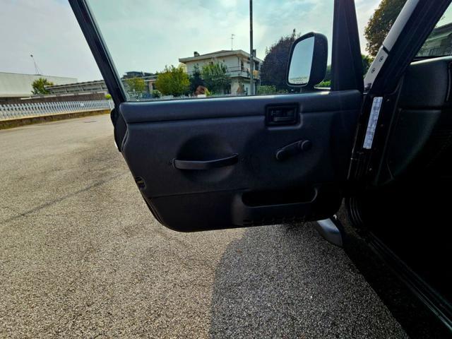 JEEP Wrangler 2.4 cat Sport