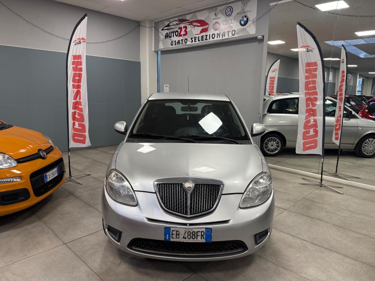 Lancia Ypsilon 1.2 Platino 60CV Ok Neopatentati