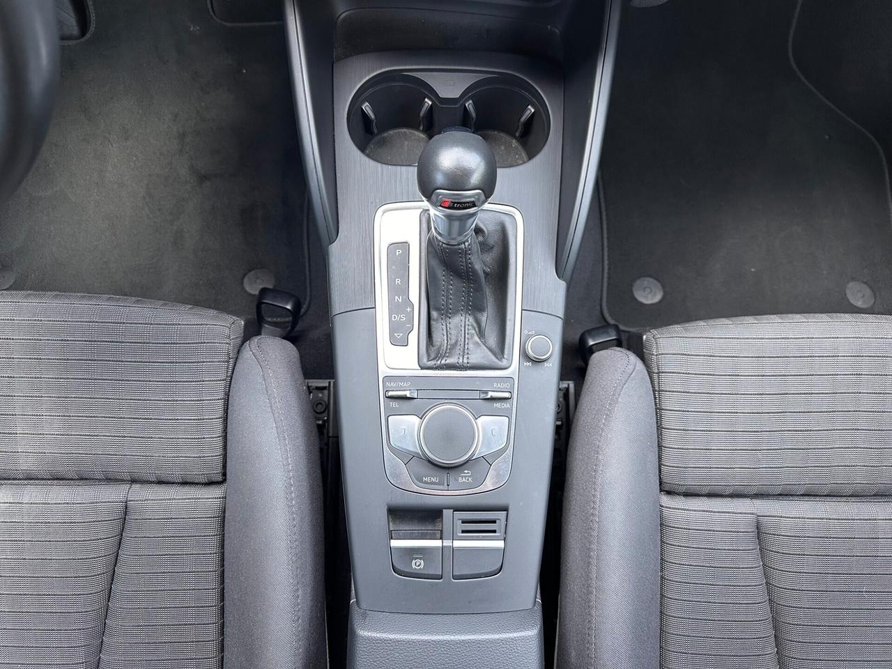 Audi A3 SPB 1.6 TDI 116 CV S tronic Sport