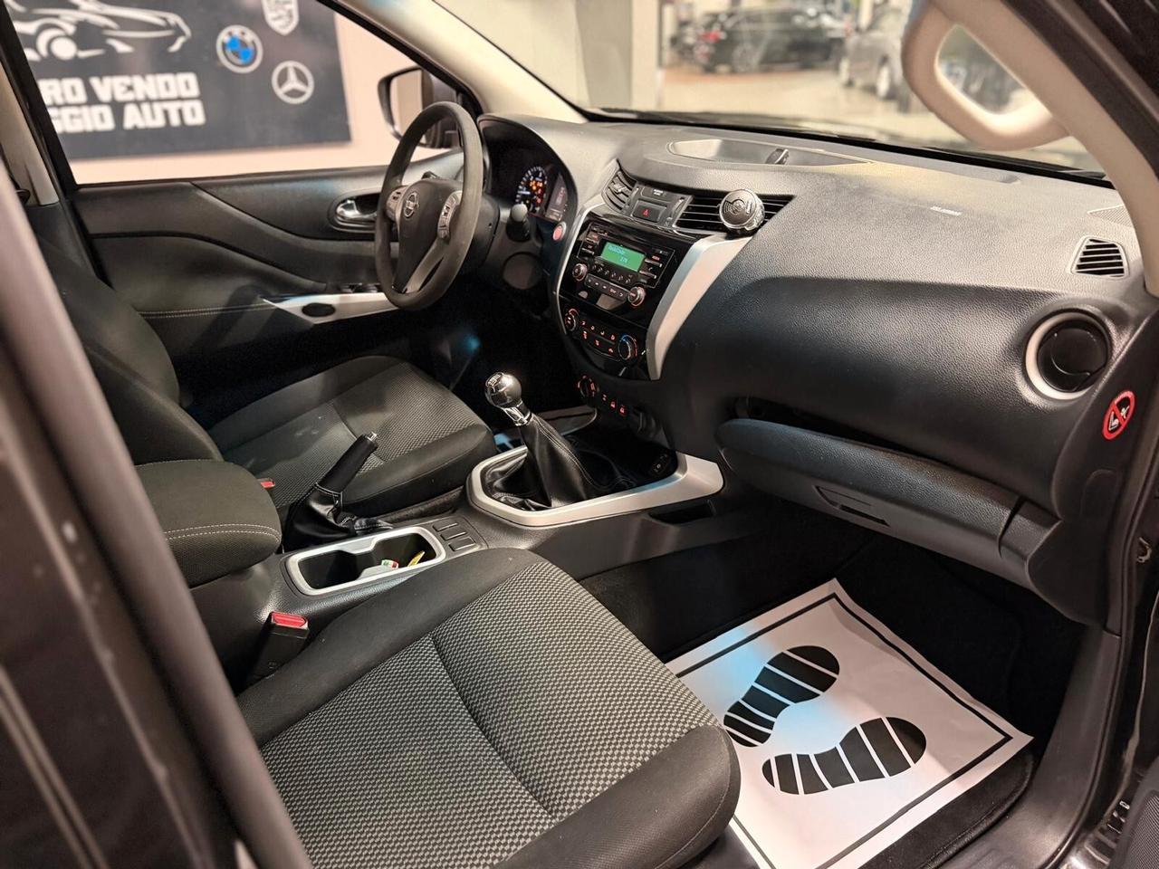 Nissan Navara 2.3 dCi 4WD Double Cab N-Connecta