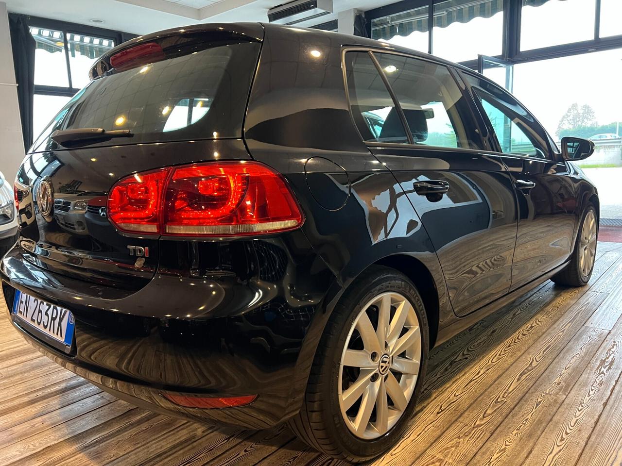 VW GOLF 1.6 TDI HIGHLINE/LED+PELLE/UNIPROP