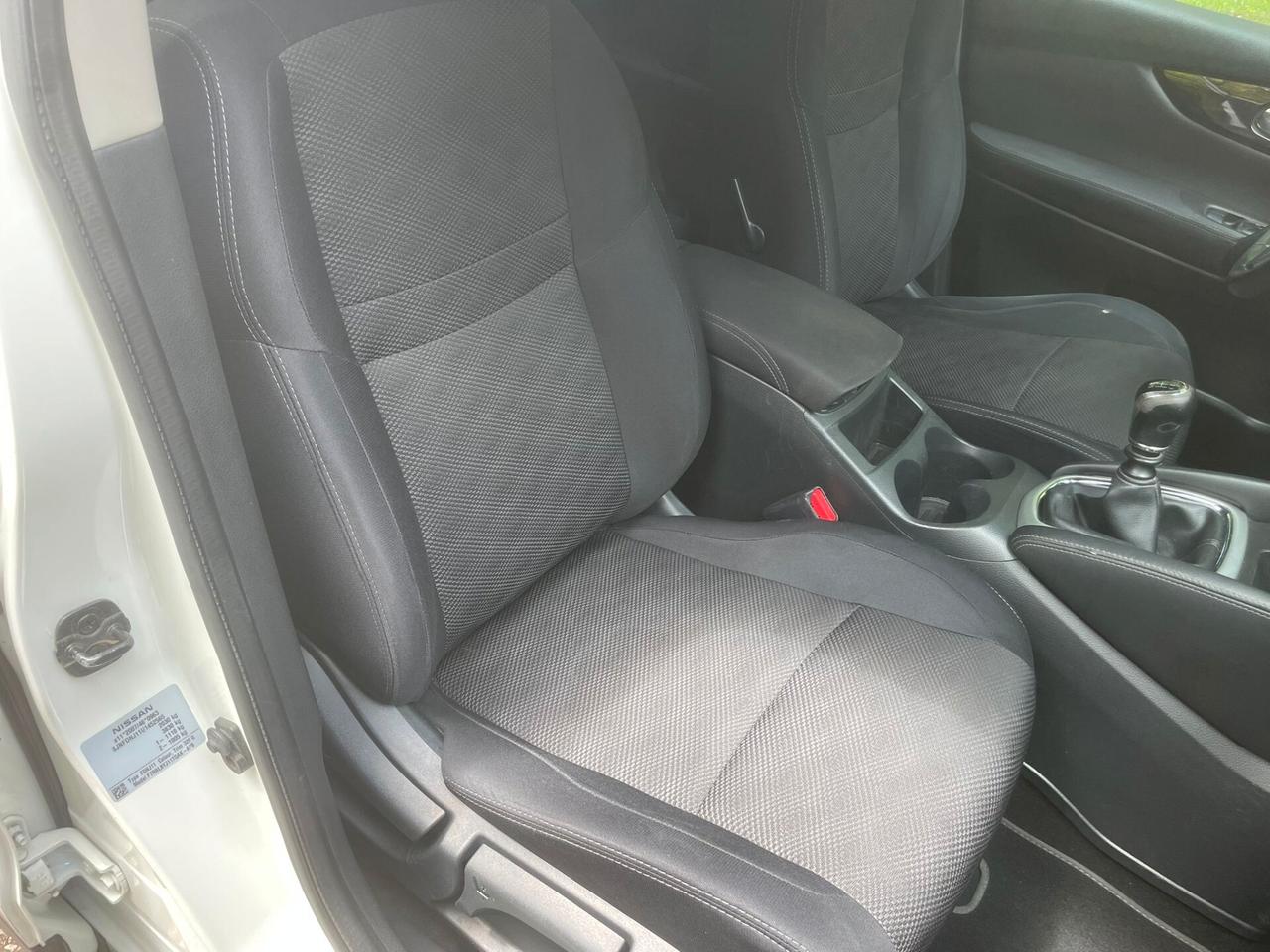 NISSAN QASHQAI 4WD 1.6 DCI TEKNA - GANCIO TRAINO
