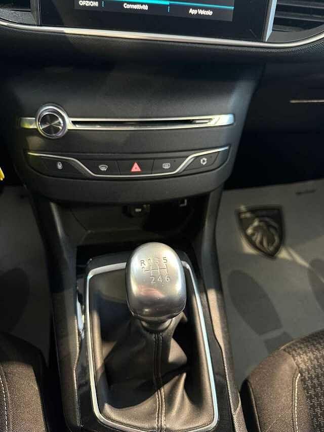 Peugeot 308 BlueHDi 100 S&S Active