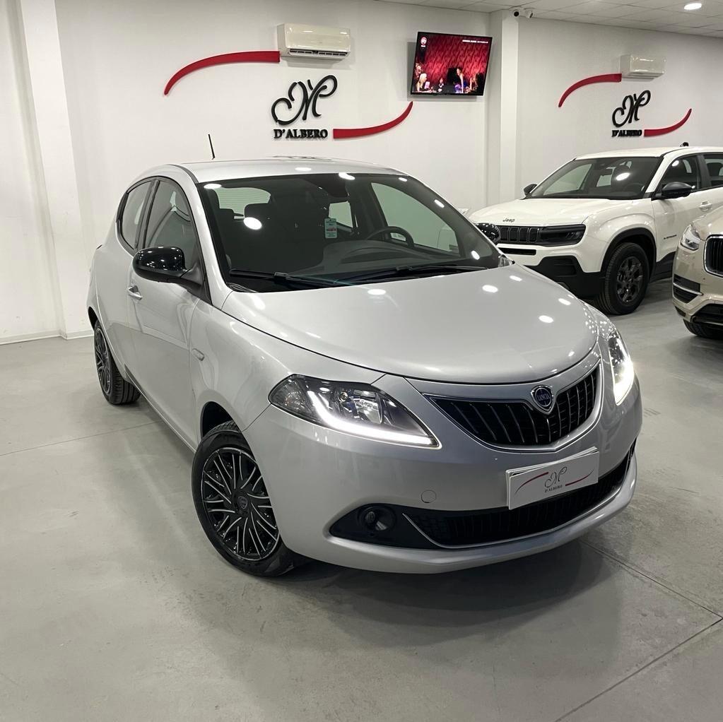 Lancia Ypsilon 1.0 FireFly 5 porte S&S Hybrid Ecochic Gold