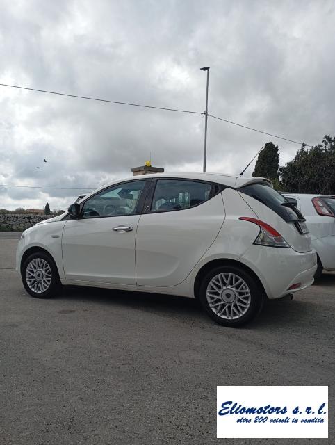 LANCIA - Ypsilon - 1.2 69 CV 5p. GPL Ecochic Silver