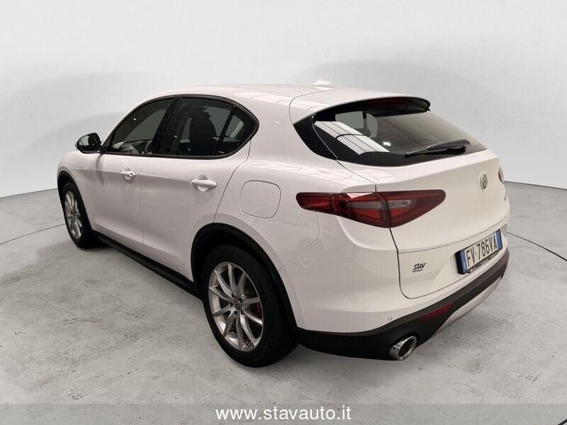 Alfa Romeo Stelvio 2.2 Turbodiesel 160 CV AT8 RWD Business