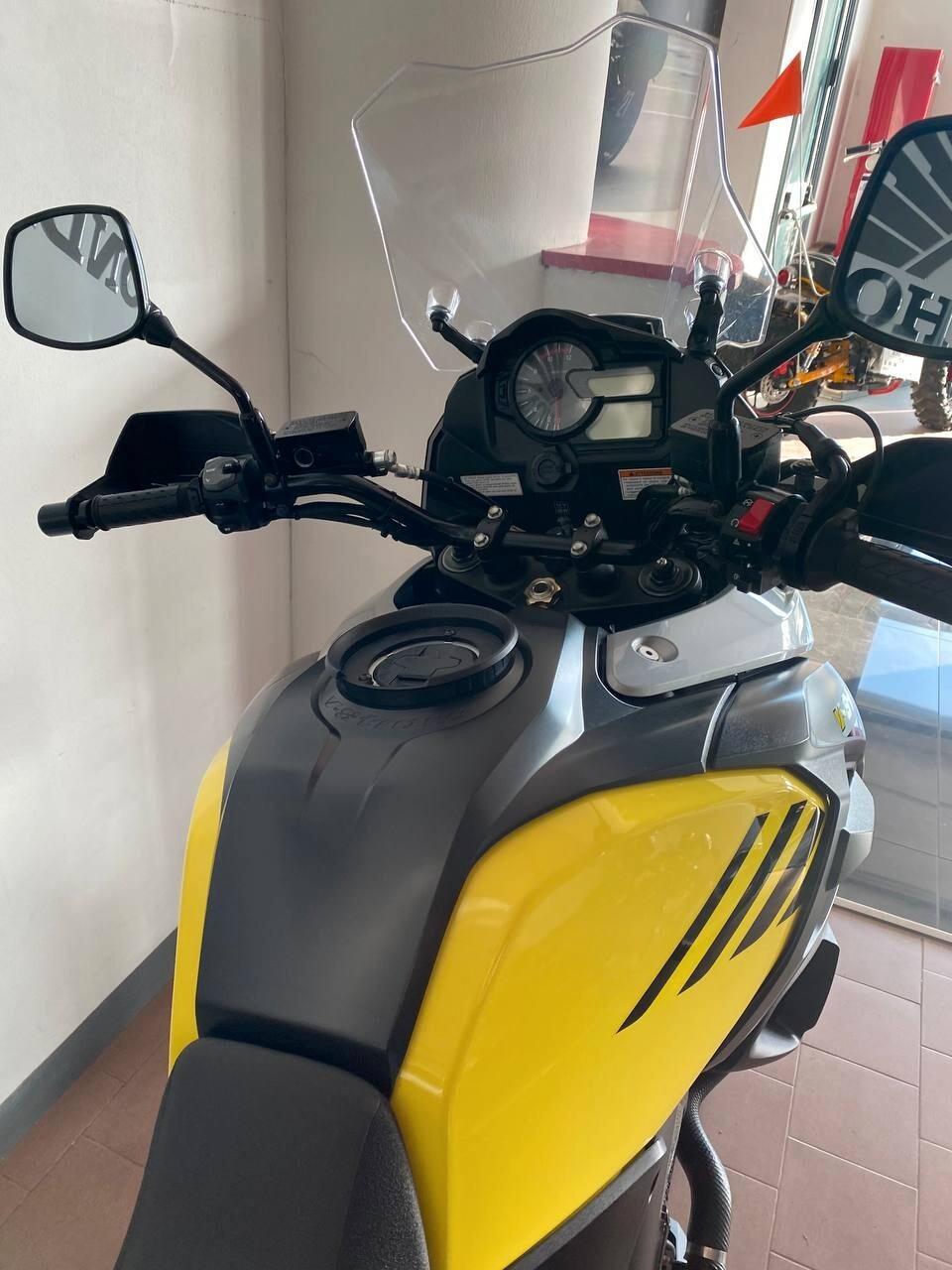 Suzuki V-Strom 1000