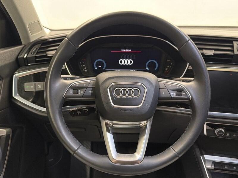 Audi Q3 Audi Business Advanced 35 TDI 110(150) kW(CV) S tronic