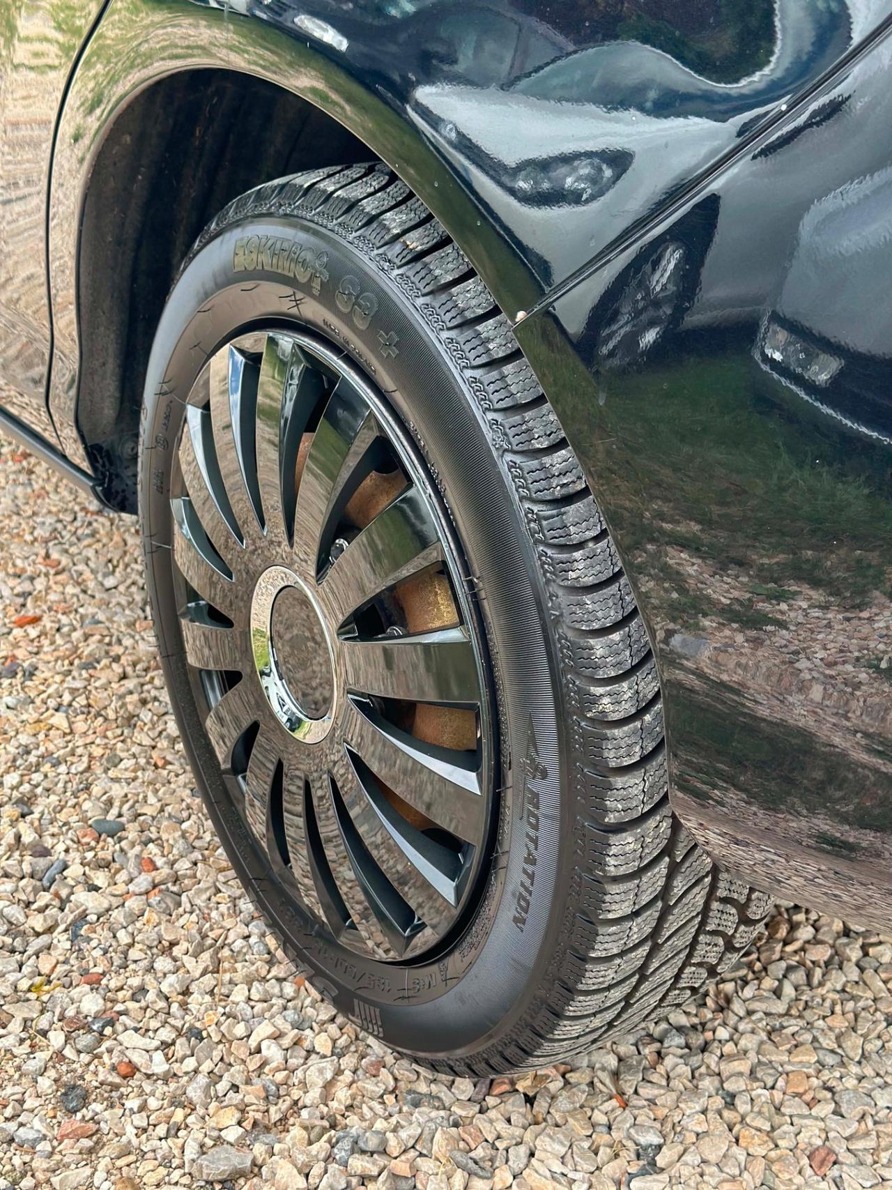 Ford B-MAX 1.4 GPL TITANIUM PLUS KMCERT NEOPAT