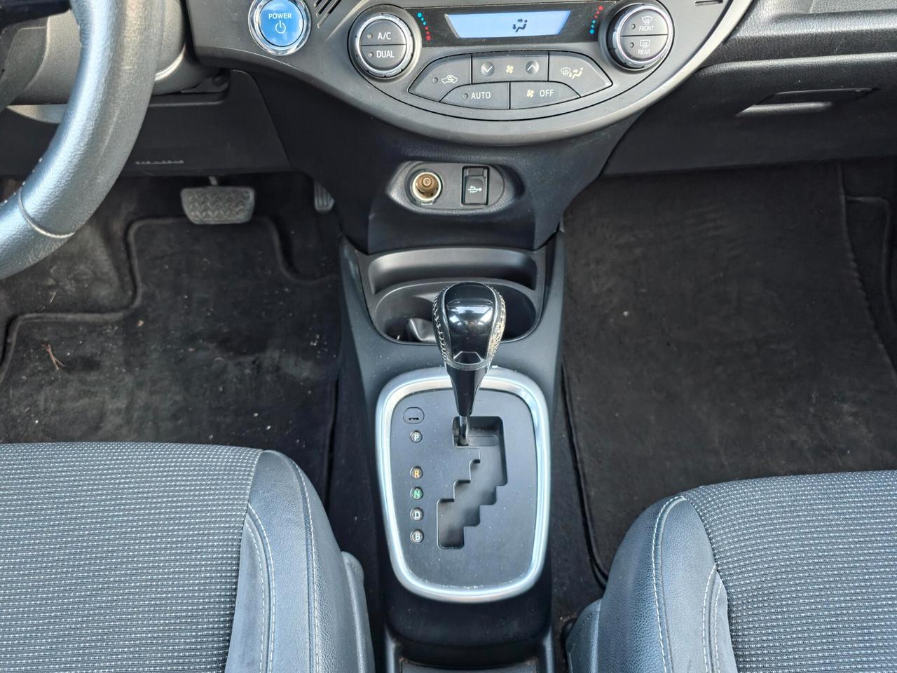 Toyota Yaris 1.5 Hybrid 5 porte 2018-E6 Automatico NEO