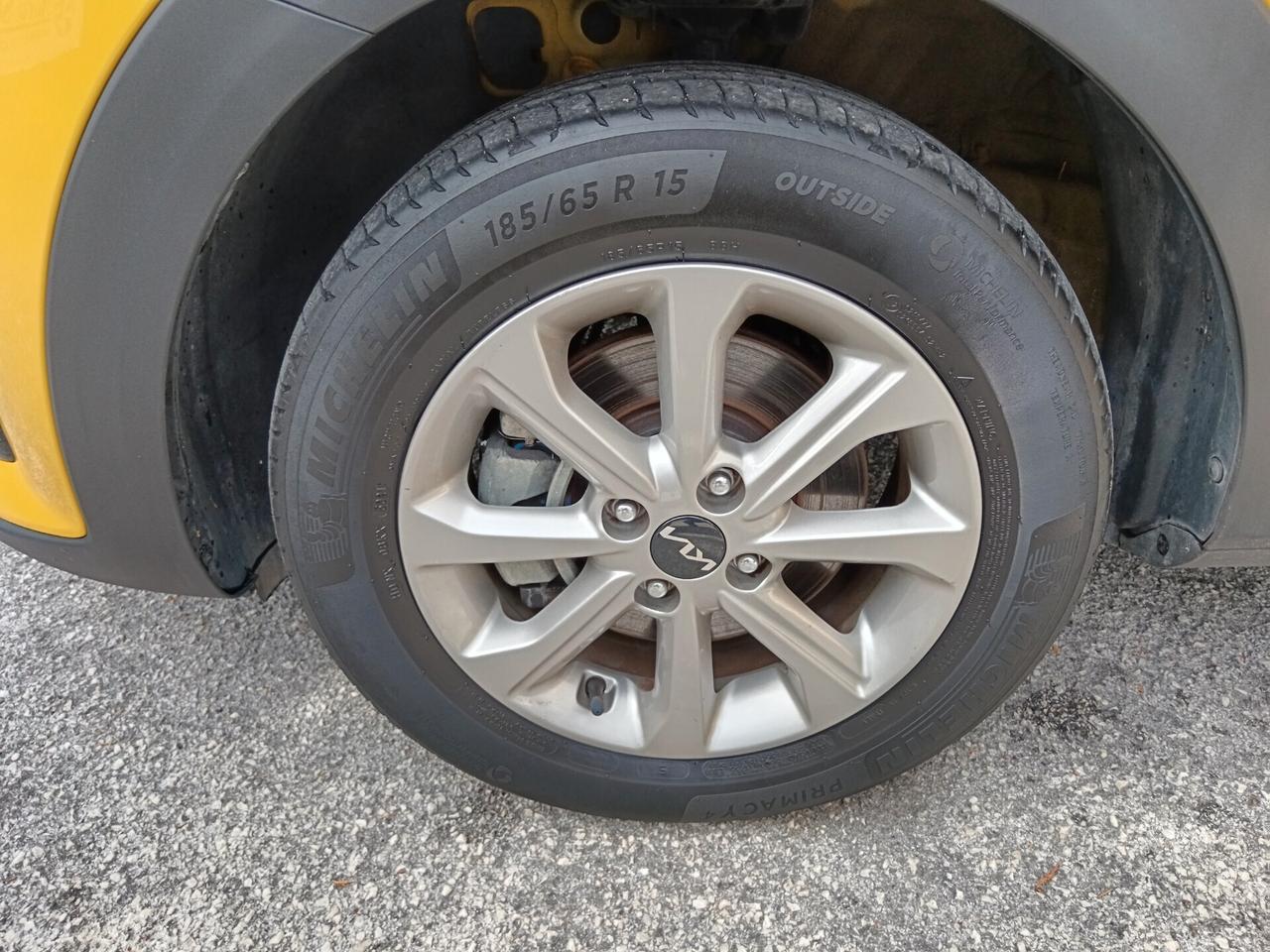 Kia Stonic 1.2 DPI 84CV GARANZIA FINO AL 2029