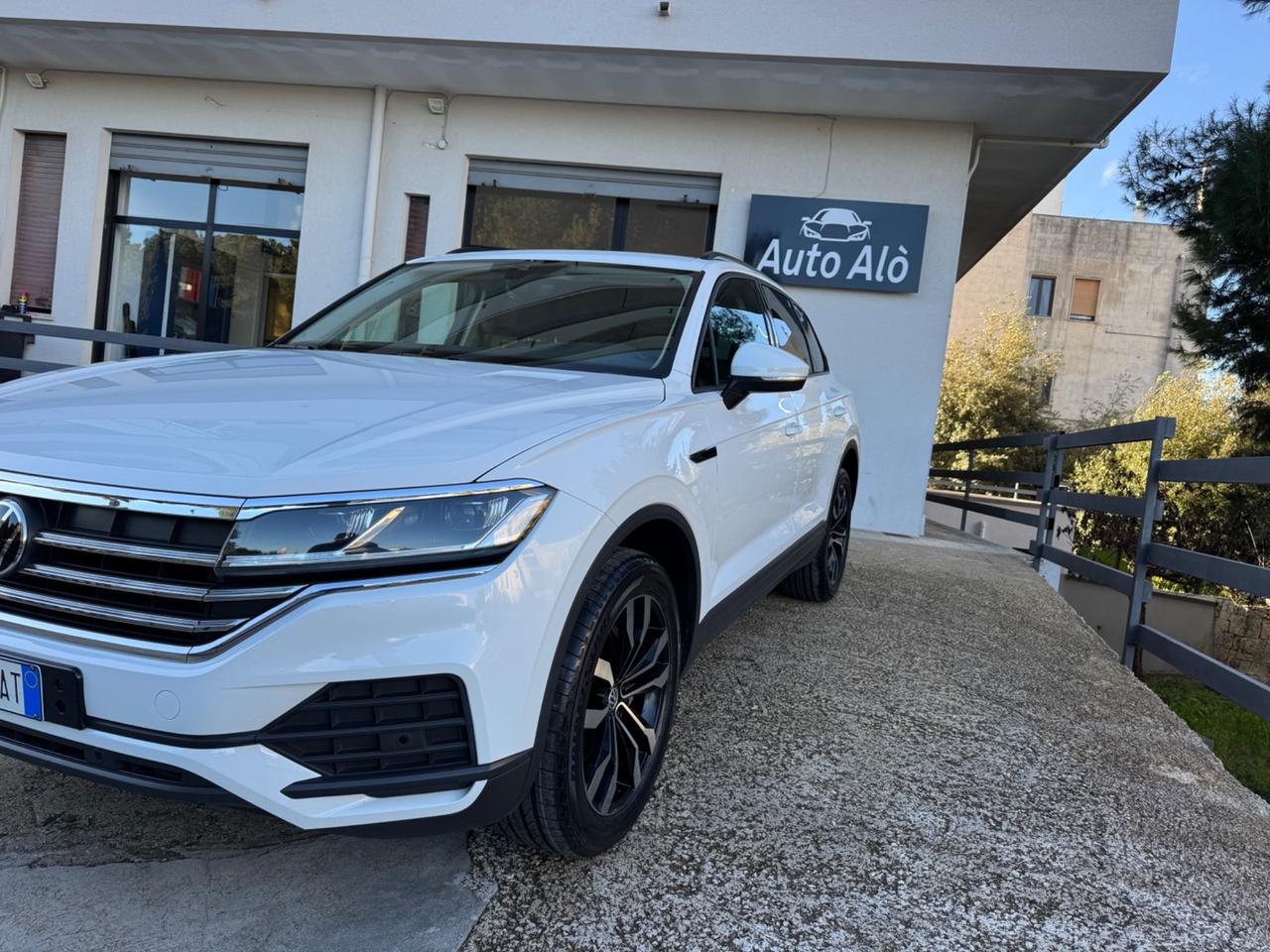 Vw Touareg 3.0 V6 TDI - CERCHI 20 - 2021