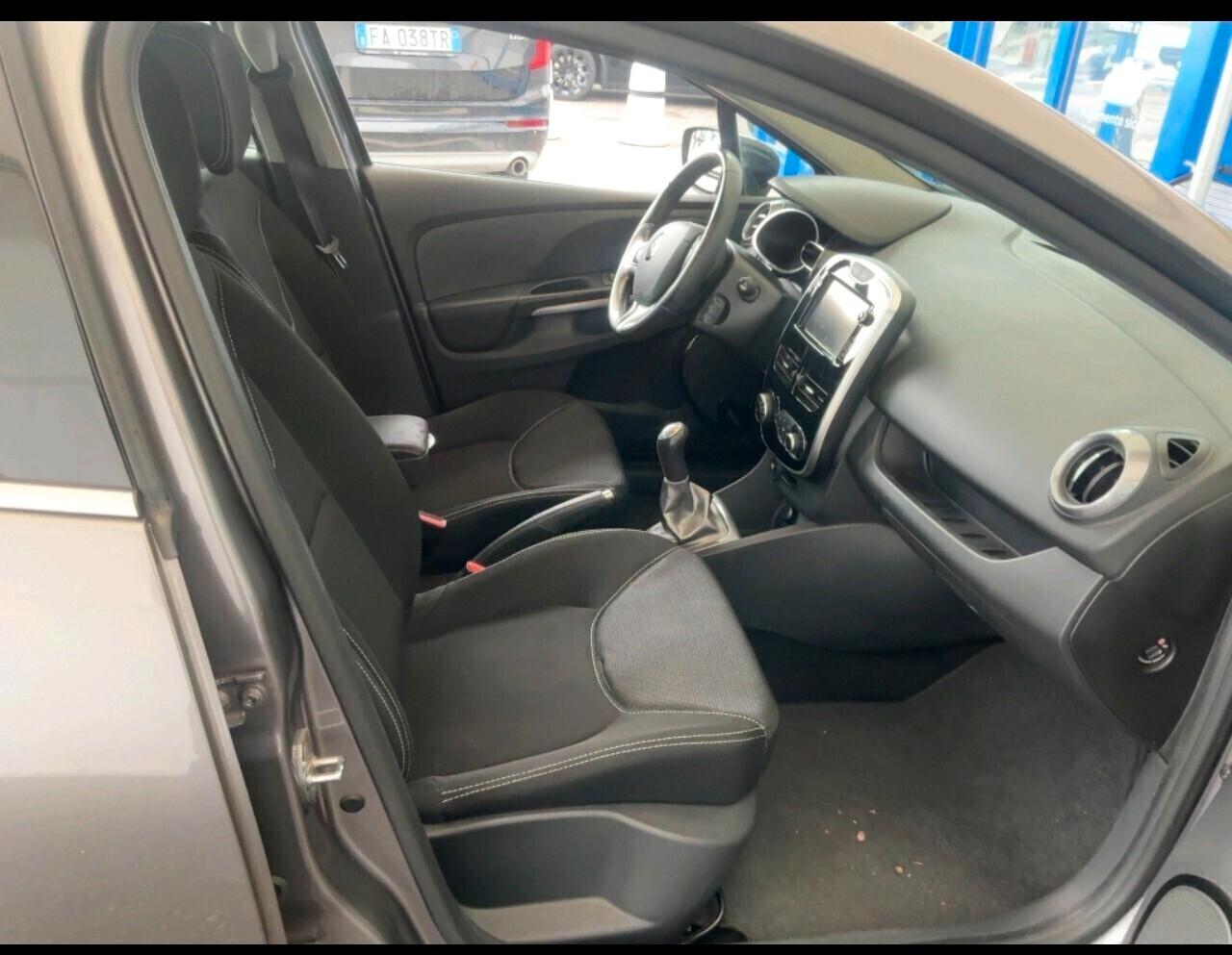 Renault Clio 1.2 75CV GPL 5 porte Costume National