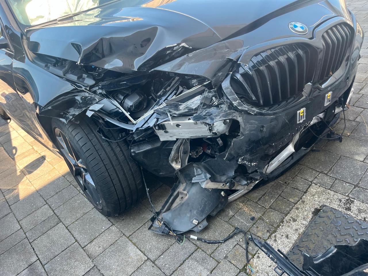 Bmw 116 116d 5p. Msport