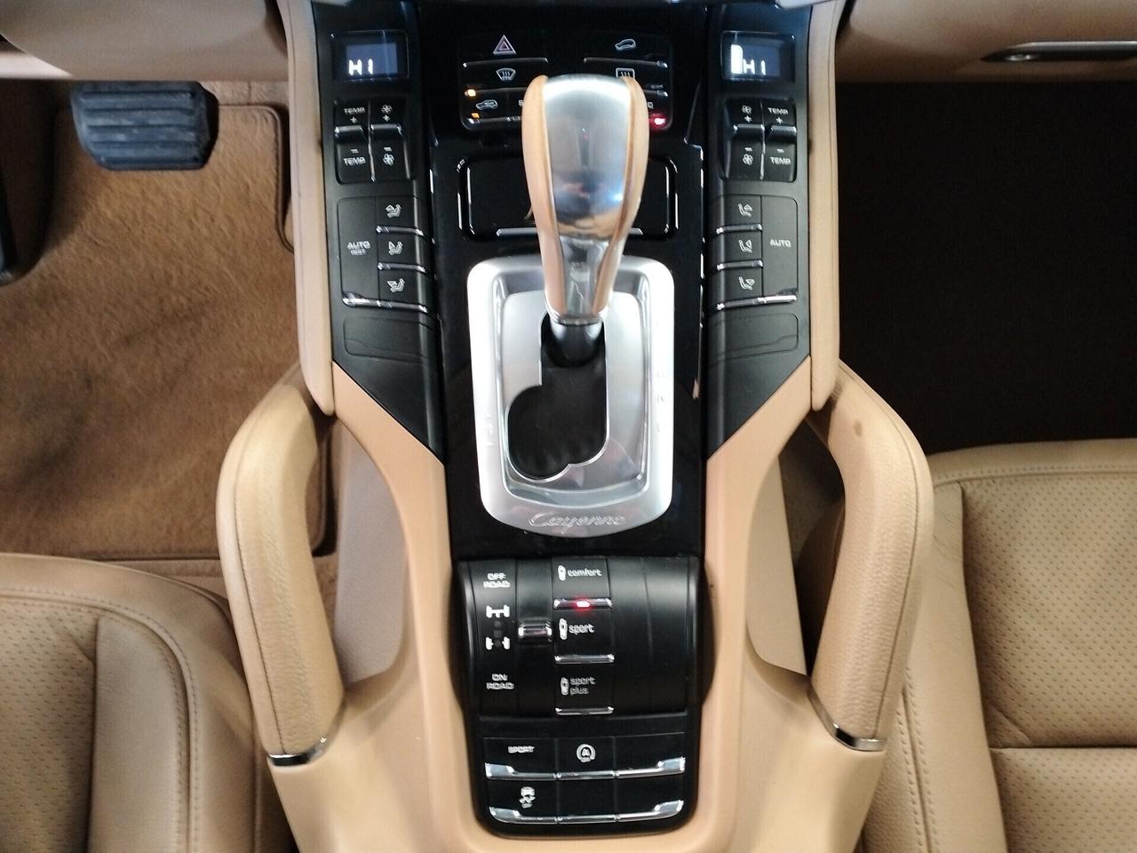 Porsche Cayenne 3.0 tiptronic