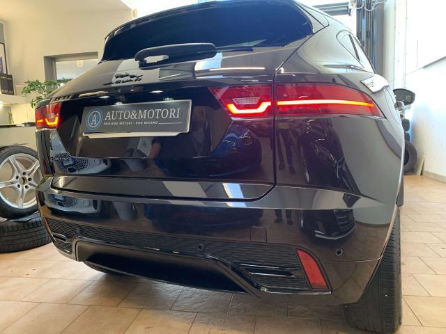 Jaguar E-Pace E-Pace 2.0d i4 mhev R-Dynamic Black awd 163cv auto