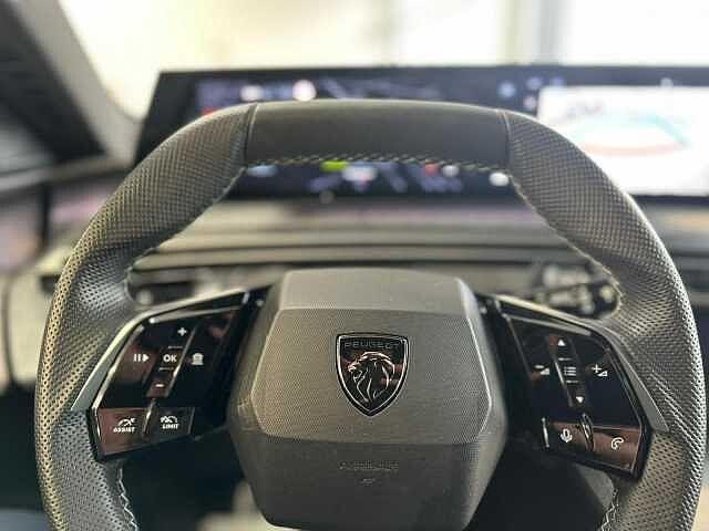 Peugeot 5008 Hybrid 136 e-DCS6 GT